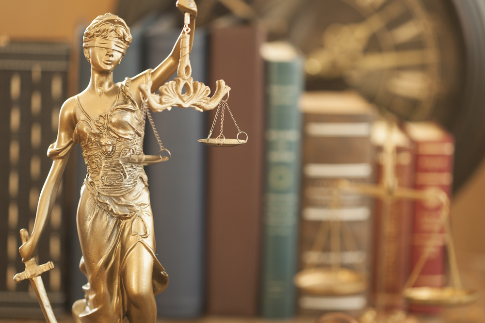 Justice Fiasco Outrea Proces Daniel Legrand