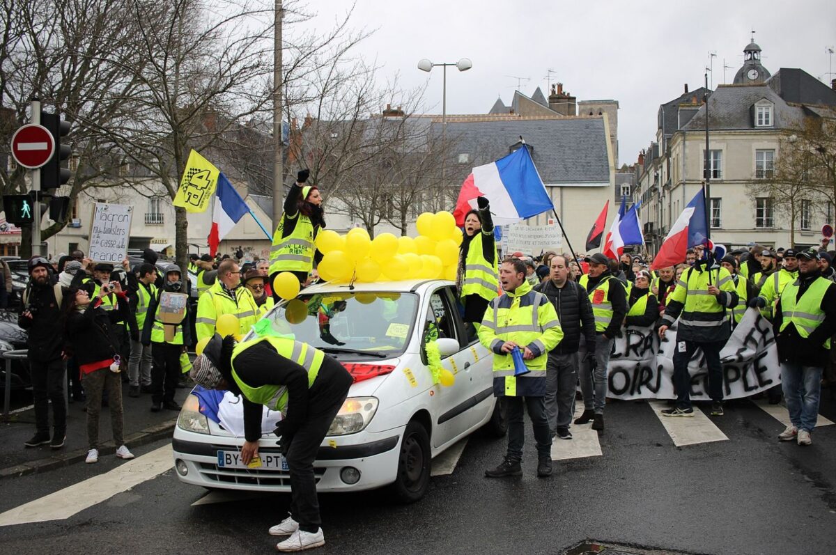 Revolutionnaire Emmanuel Macron Gilets Jaunes