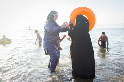 Burkini Autorise Plage Conseil Etat Mandelieu Arrete Annulation Ldh