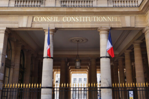 Consentement Viol Mineur 15 Ans Loi Conseil Constitutionnel