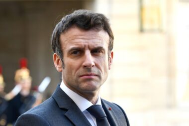 Emmanuel-Macron-silence-14-juillet