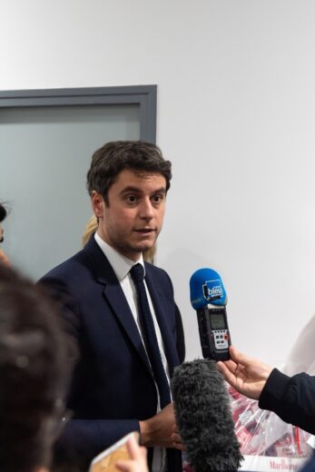 ars-gabriel-attal-minima-social-rentree-scolaire