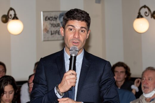 Aurélien Pradié, projet loi immigration, 2023, motion de censure, France, LR