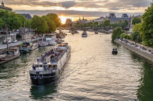 Paris,,france, ,circa,may,2022:,a,cruiseboat,along,the